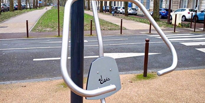 Fitness extérieur - étirement et extension - FIT06